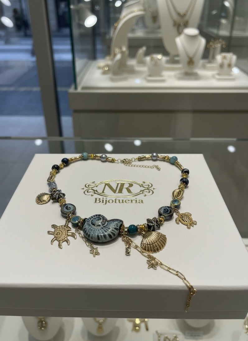 Collar boho de cerámica artesanal-pieza única