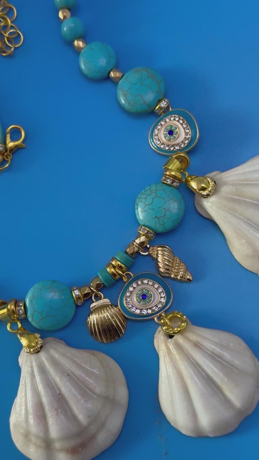 Collar “Dulzura Marina” con turquesa y conchas